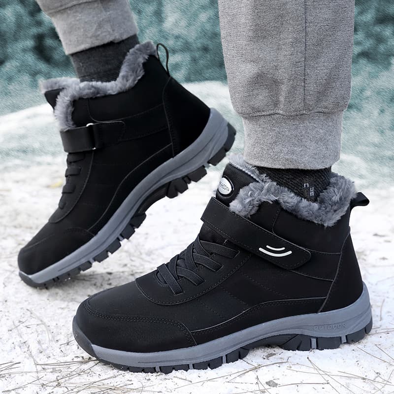 Plus-size winter cotton shoes for men and women, women's snow boots, short boots, thickened and fleece-lined warm walking shoes for middle-aged and elderly people.