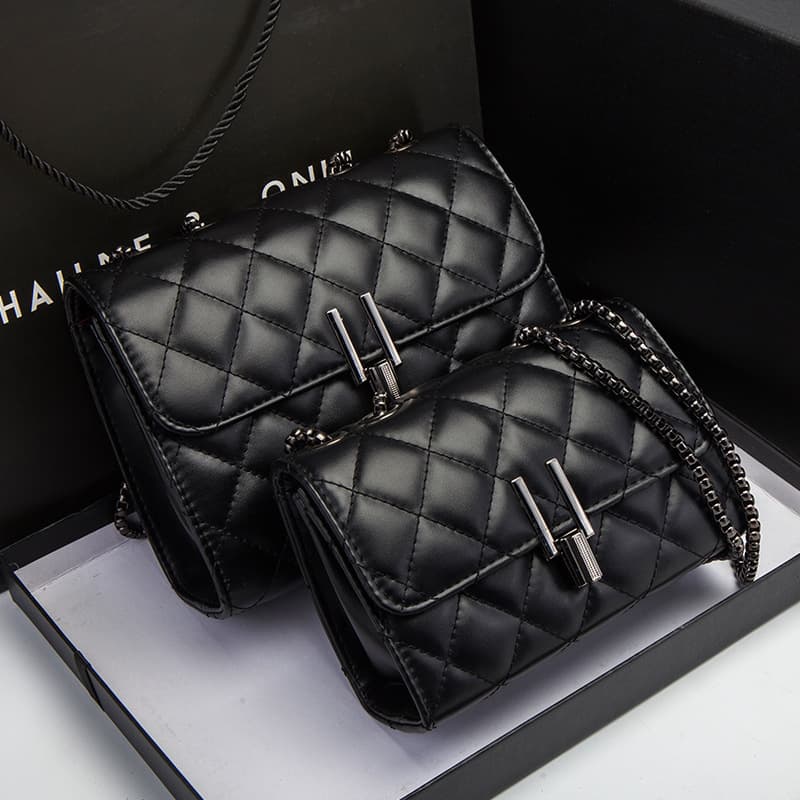 Fashionable Ins Crossbody Chain Diamond Pattern Women's Bag Versatile Shoulder Bag Small Square Bag Soft PU Leather Medium Size