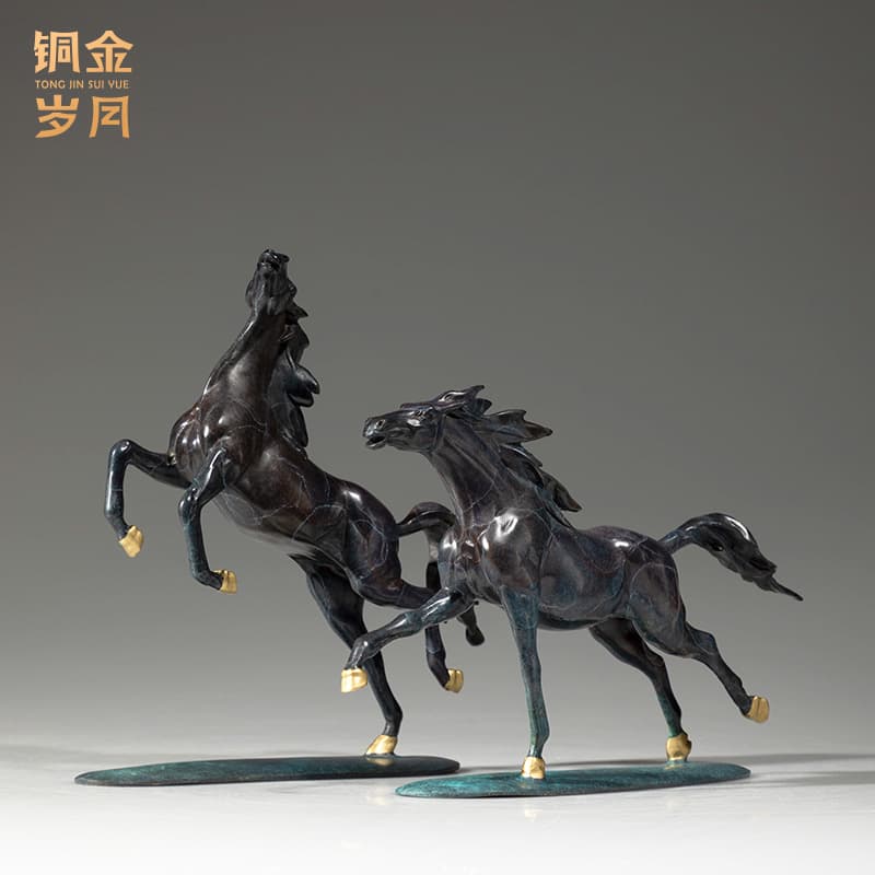 Tongyifang Ambition Soaring Horse Brass Figurine, Colored Copper Decorative Craft for Study, Office, and Boss Desk