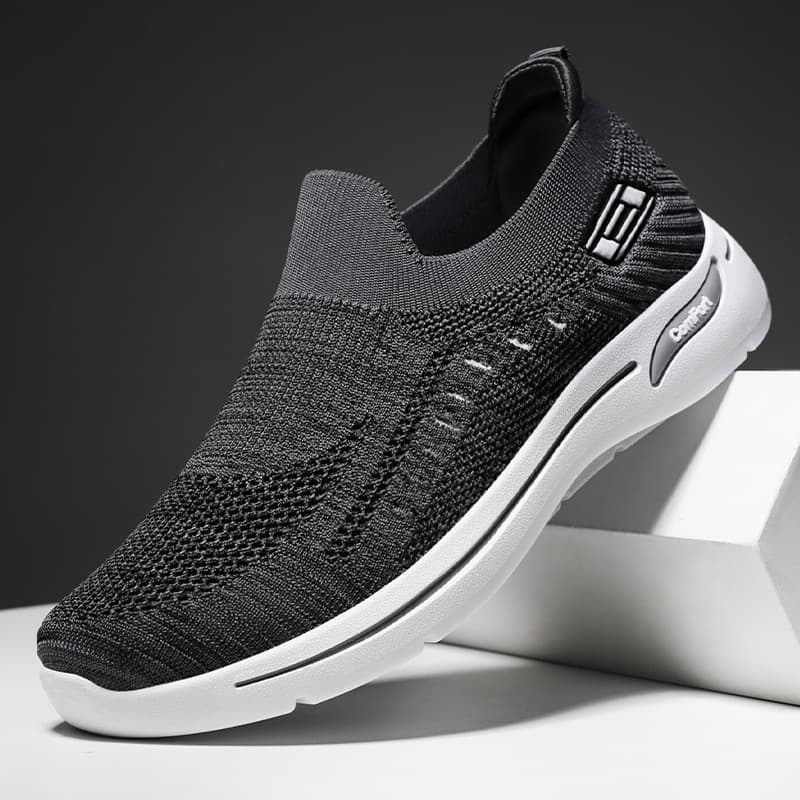 Men's shoes, casual shoes, same style for men and women, fly-knit breathable shoes for the elderly, walking shoes, soft soles, non-tiring single shoes, cloth shoes