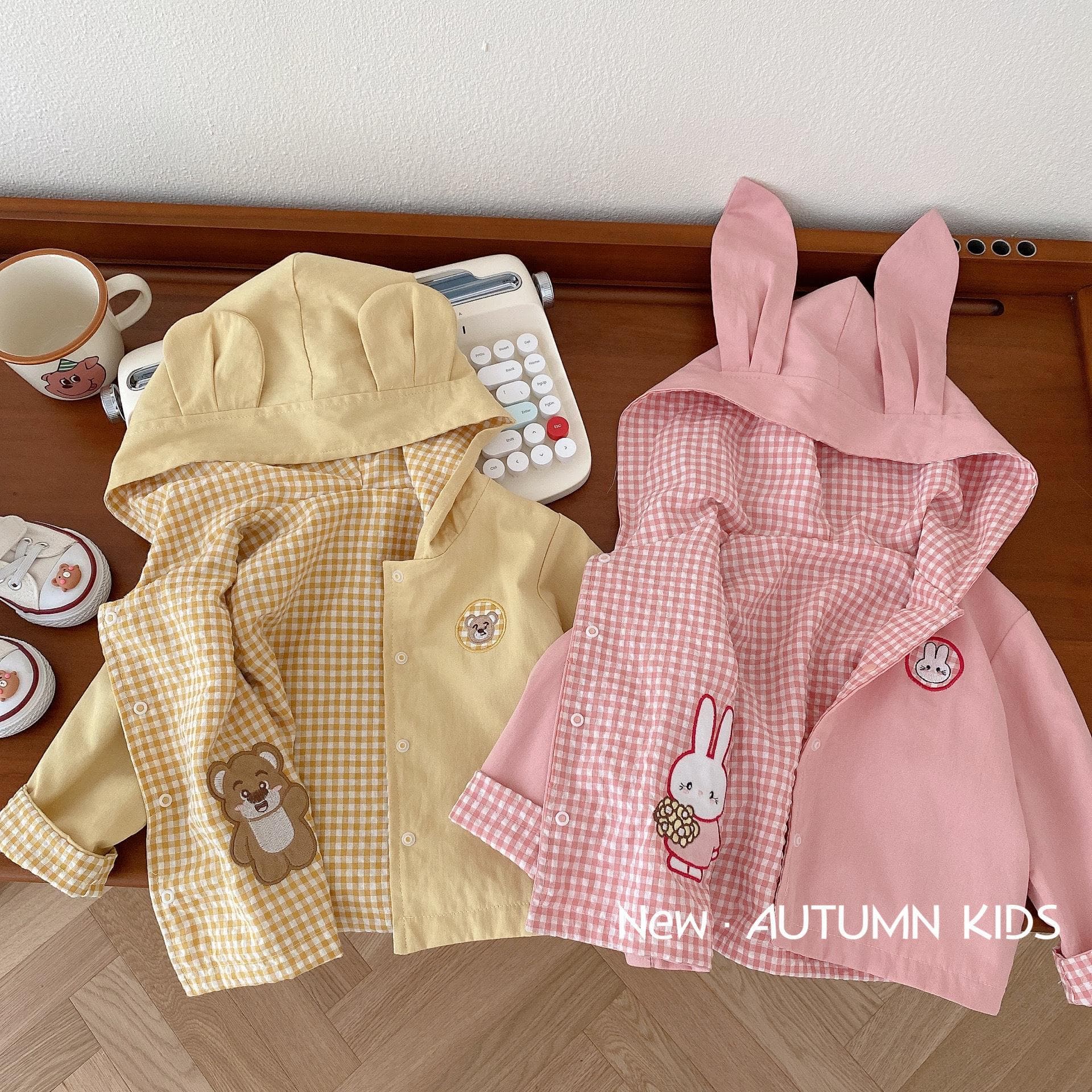 Children's Reversible Jacket for Ages 0-5, Autumn Baby Girl Stylish Bear Hoodie, Baby Boy Plaid Top AY057
