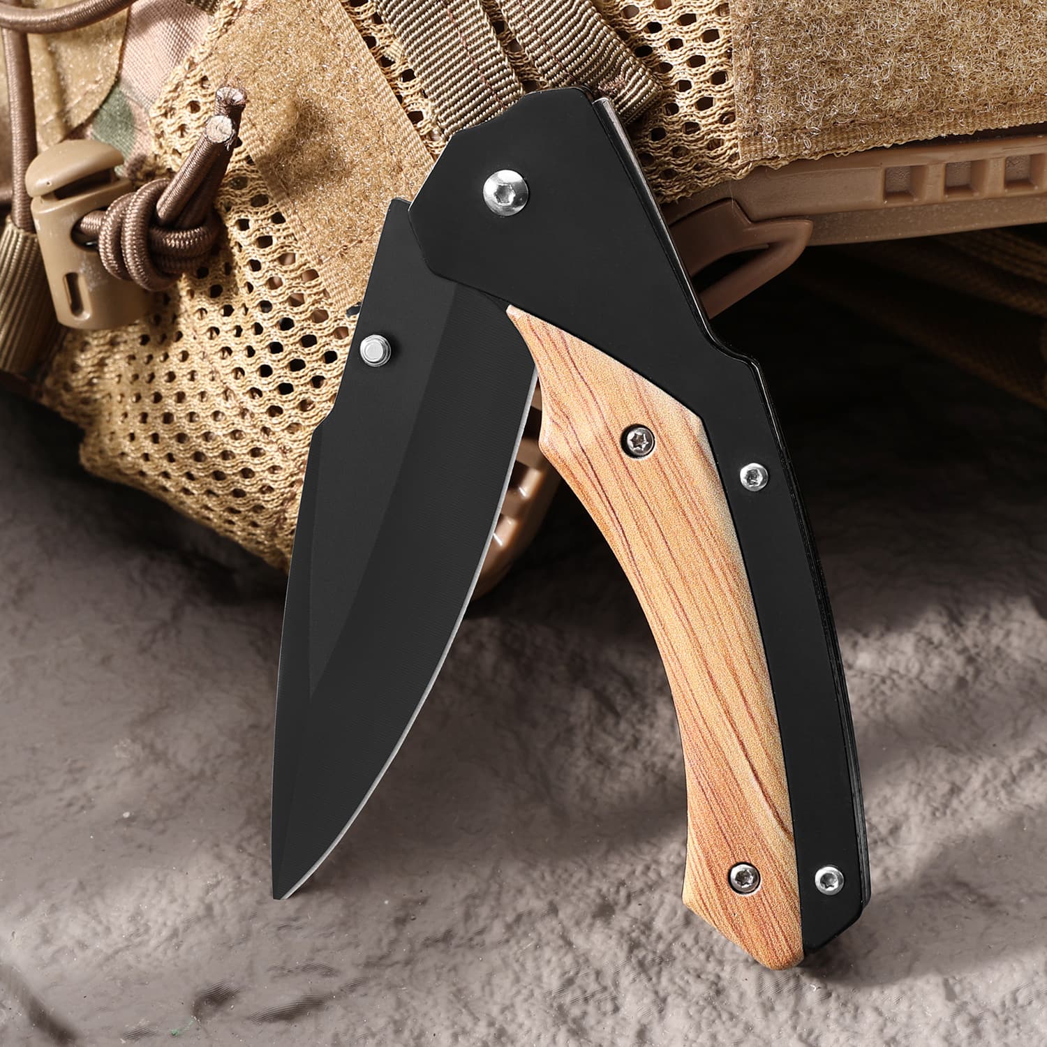 Manufacturer wholesale folding knife fruit folding knife multifunctional pocket knife outdoor camping outdoor folding knife fruit pocket knife