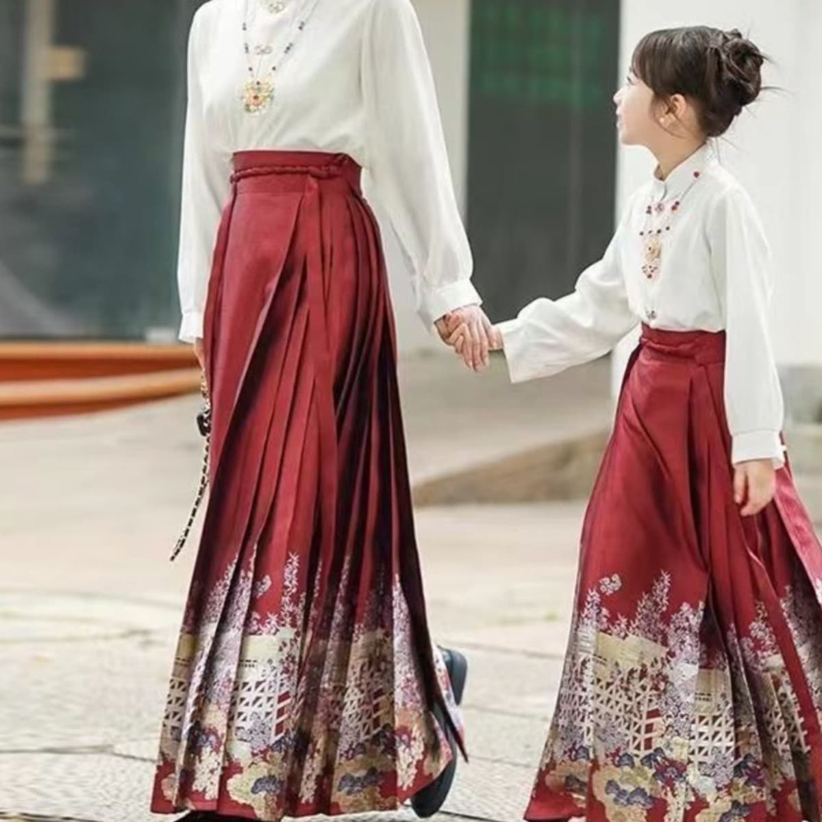 Parent-child style horse-face skirt, girls' Hanfu, ancient style, super fairy, mother and daughter matching style, new Chinese style, high-end national style, adult women.