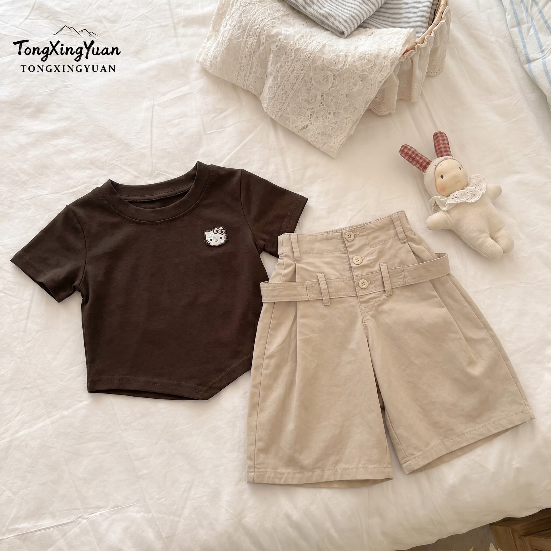 2026 new style Korean-style children's short-sleeved T-shirt wide-leg pants suit girls summer fashion two-piece set
