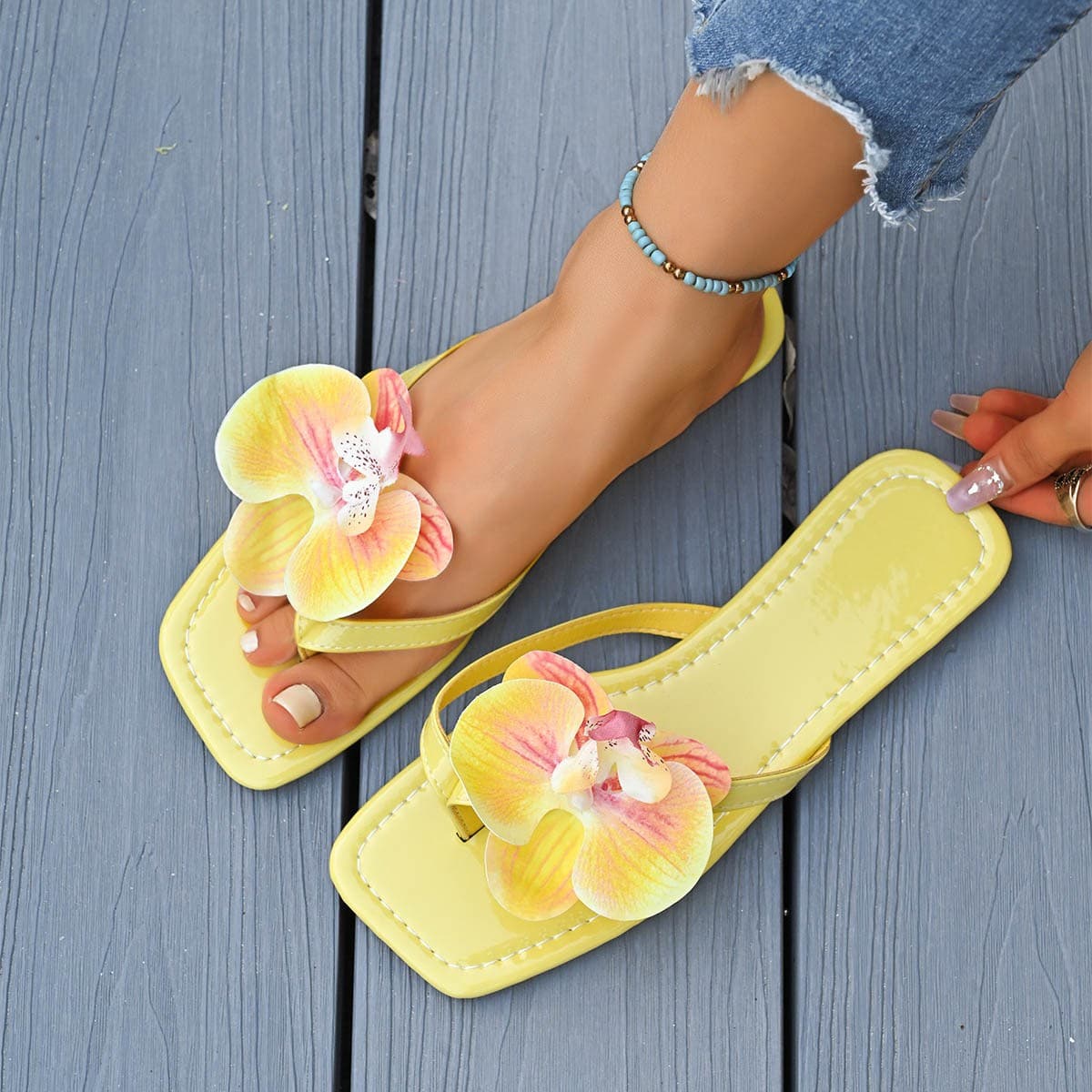 Women's Cross-Border New Summer Fashion Flat Thong Sandals Casual Beach Flip Flops In Stock