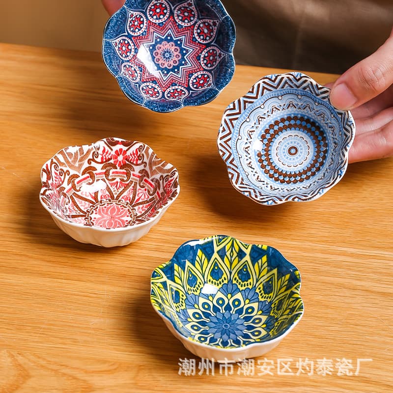 Japanese dishes small dishes seasoning dishes household hot pot ceramic tableware flavor dishes dipping dishes small plates saucers wholesale