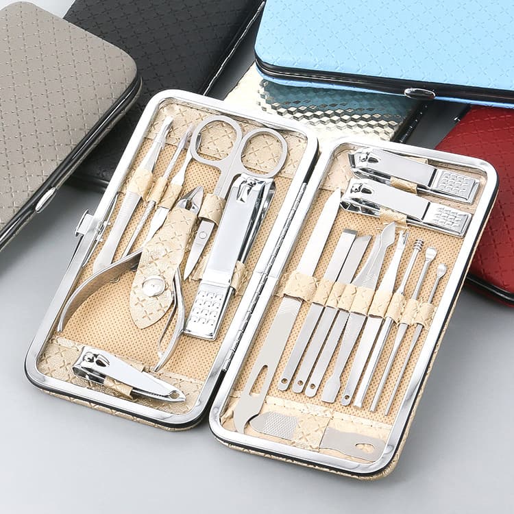 Manicure Set Luxury Gold 19-Piece Diamond Pattern Beauty Nail Care Tools Home Nail Clipper Nail Cutter Set