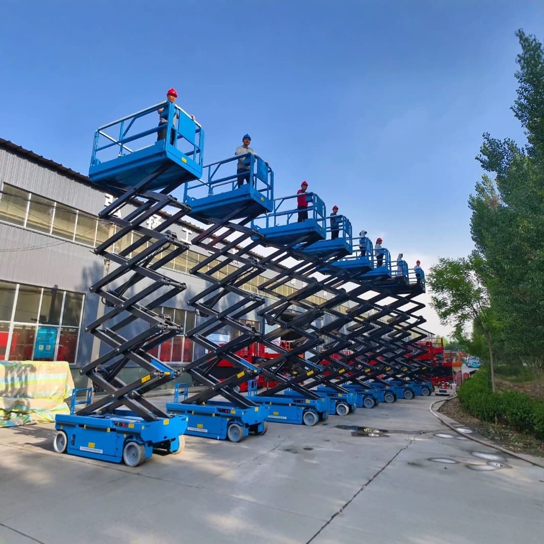 Mobile aerial work platform, electric hydraulic crawler, small mini lifting platform, 10-12 meters semi-portable.