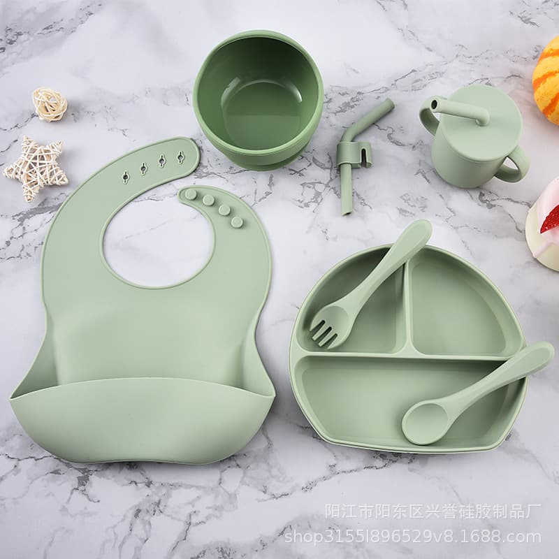Amazon Silicone Tableware Set Silicone Bowl Smiley Face Plate Bib Baby Bowl Wooden Handle Spoon Divided Plate Wholesale
