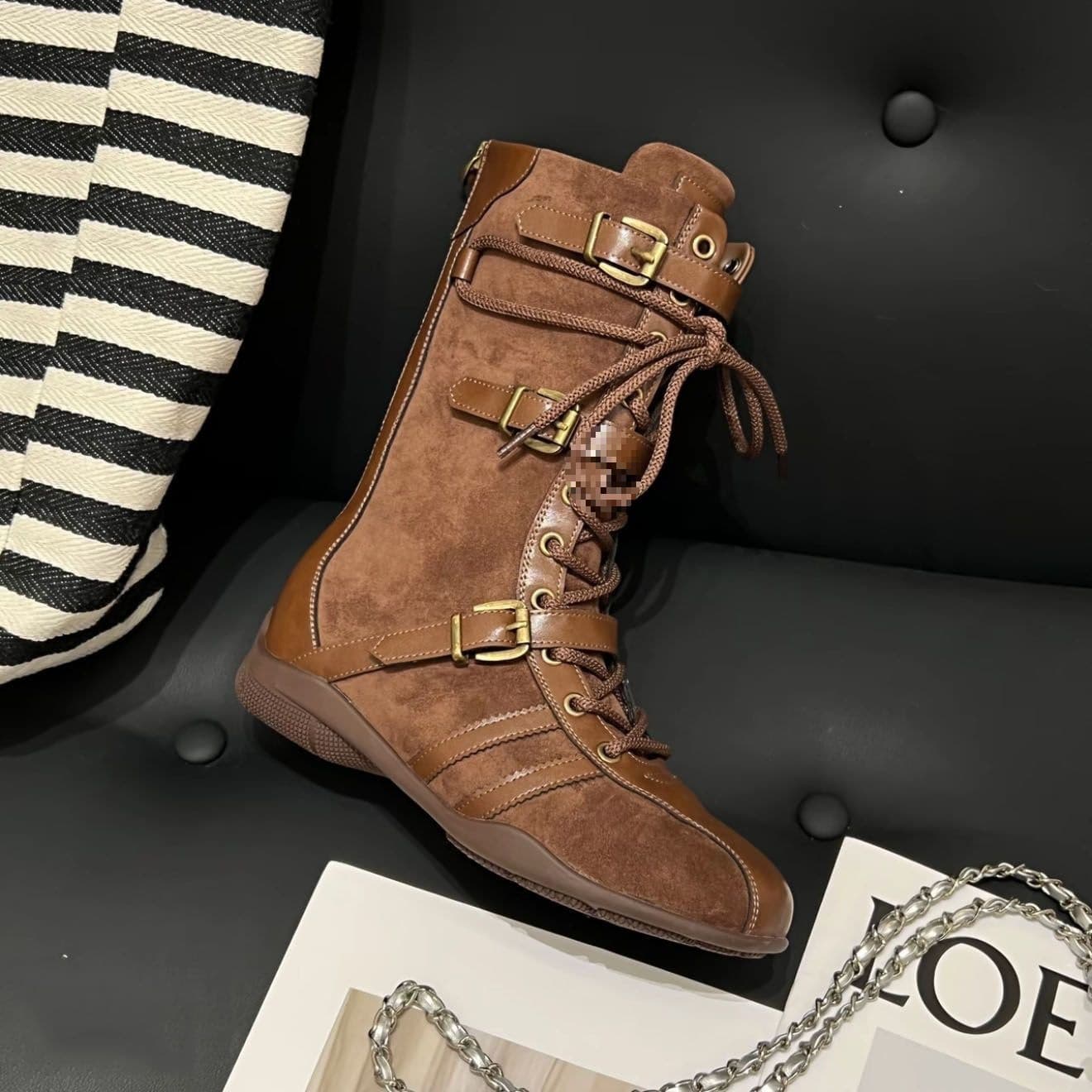 2025 New 4cm Height Increase Retro Chunky Sole Boxing Boots Women Duck Boots Belt Buckle Design Martin Boots Short Boots