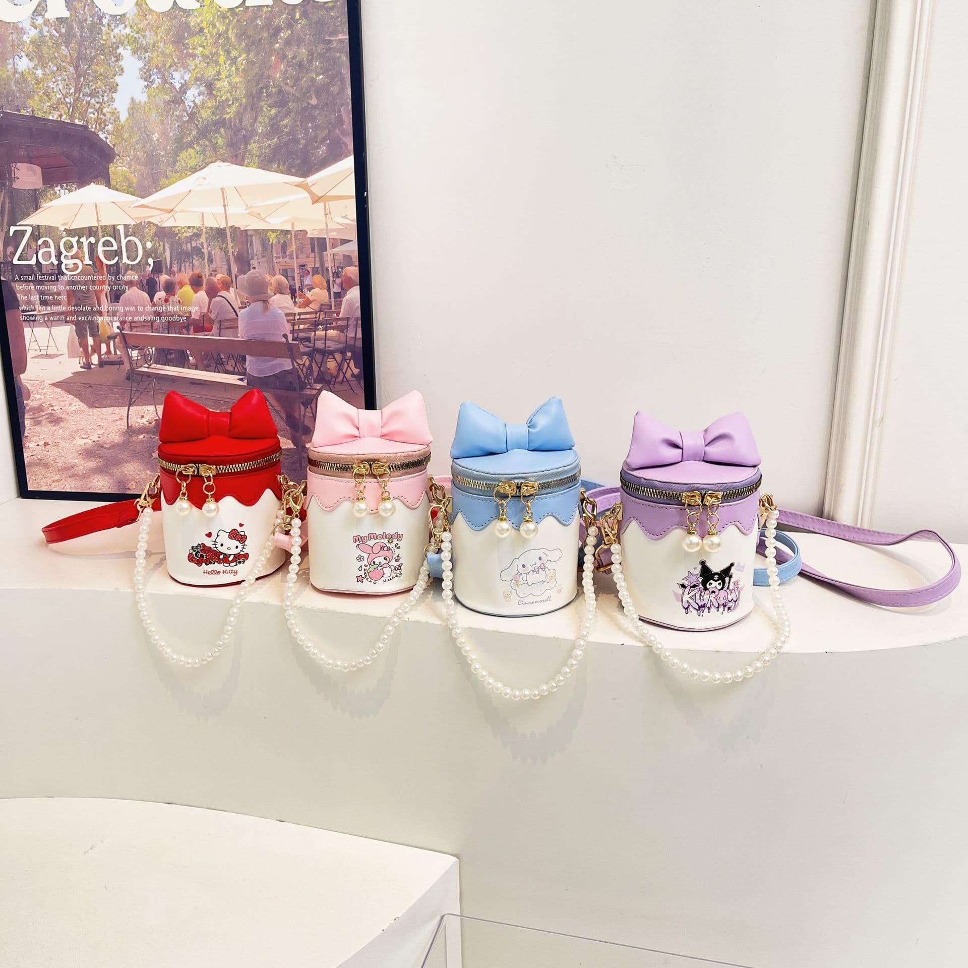 Cute bow little princess pearl handbag cartoon boy and girl cylindrical bag new mini children's accessory bag