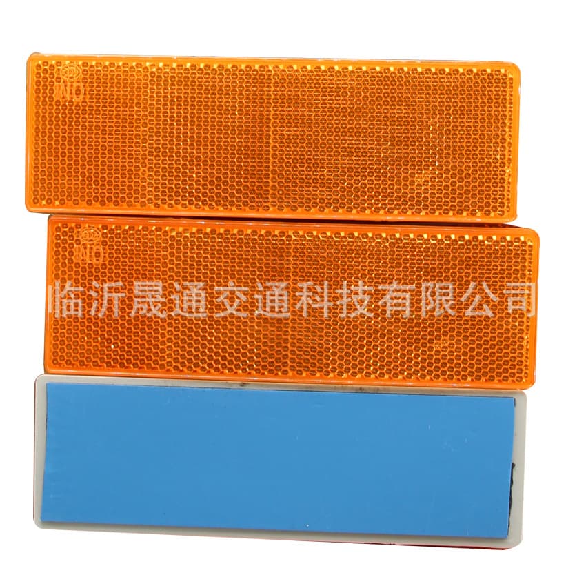 In-Stock Wholesale Truck Reflex Reflector Body Reflective Marking Plastic Reflector Panel for Box Trucks Passenger Vehicles Agricultural Vehicles