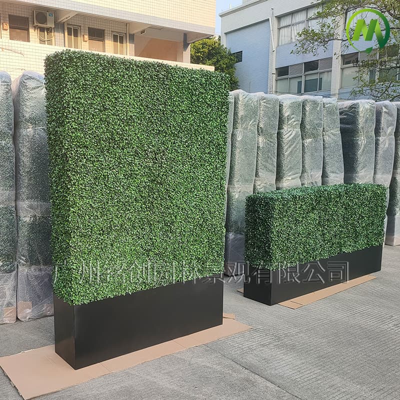 Artificial Milan Grass Wall Fence Privacy Screen Plant Wall Outdoor Courtyard Sun Protection 3D Milan Grass Wall Thickened