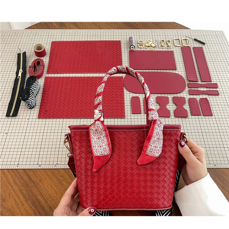 Hot-Selling Bag for Women, Handmade Woven Underarm Wedding Bag, Tote Bag, Xiaohongshu Popular Crossbody Bag