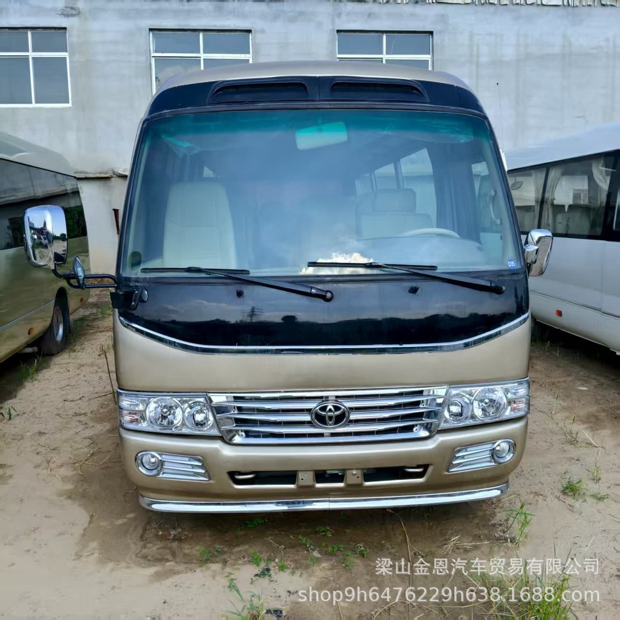 Trade Export Premium Luxury Commuter Business Vehicle Passenger Vehicle Toyota Coaster 14-23 Seater Medium Bus