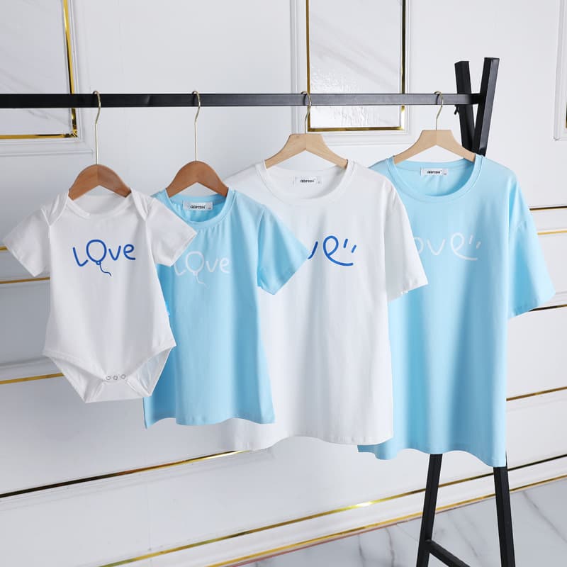 In Stock Summer Family Matching Outfits Korean Loose Fit Ice Porcelain Cotton Mother-Child Baby Class A Cotton T-Shirt Kids Wear