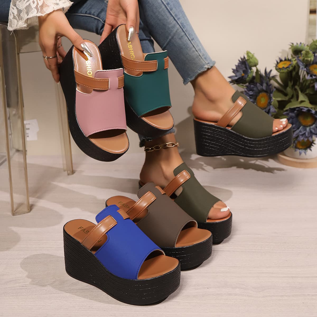 34-43 size cross-border wedge-heeled slippers European and American color matching platform sandals 2025 summer women's thick-soled flip-flops