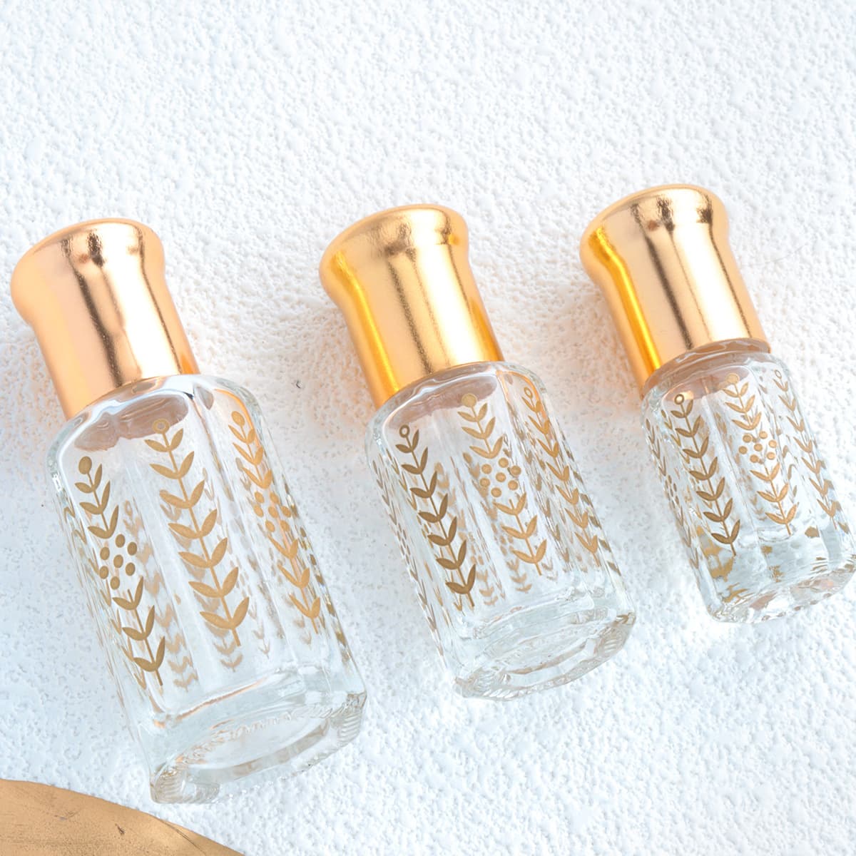 Transparent Glass Rollerball Bottles Golden Wheatstalk Essential Oil Perfume Sample Bottles for Aromatherapy And Fragrance