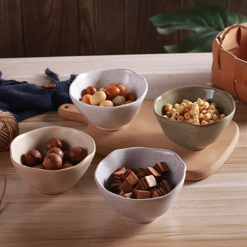 European Vintage Creative Ceramic Small Dipping Bowl, Japanese-Style Premium Seasoning Dish for Home and Restaurant Use, Wholesale