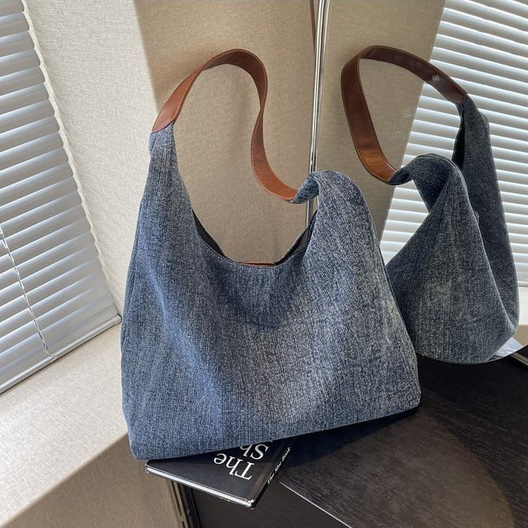 Large-capacity bag for women 2026 new commuter canvas denim tote bag college student class bag armpit shoulder bag