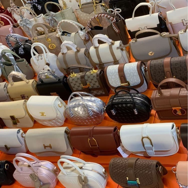 Brand New Original Packaging Women's Bags Mixed Styles Wholesale Handbags Shoulder Crossbody Bags Foreign Trade Live Stream Source Bulk