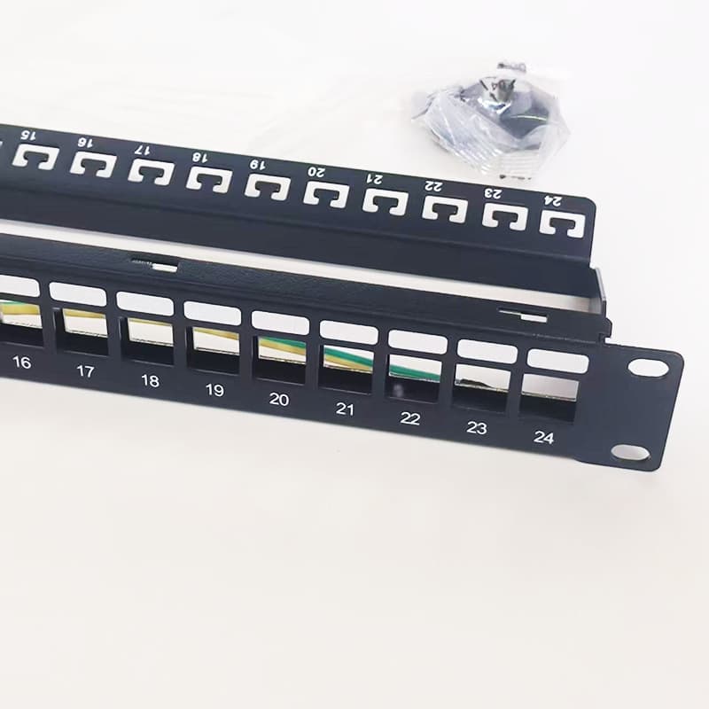High-Quality 24-Port Shielded Blank Patch Panel, 24-Port Network Patch Panel, 24-Port Shielded Blank Frame