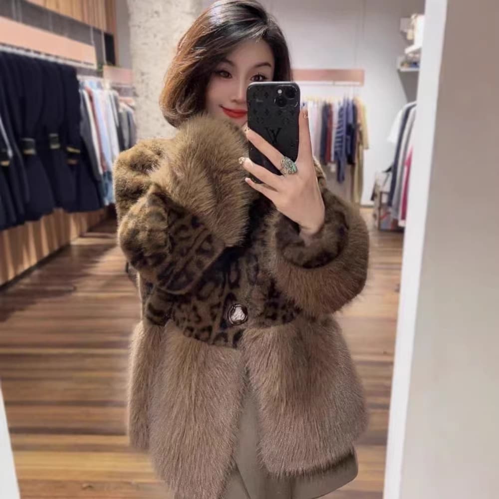 2025 Winter New Faux Fox Fur Leopard Print Coat Women Eco-Friendly Mink Fur V-Neck Short Jacket