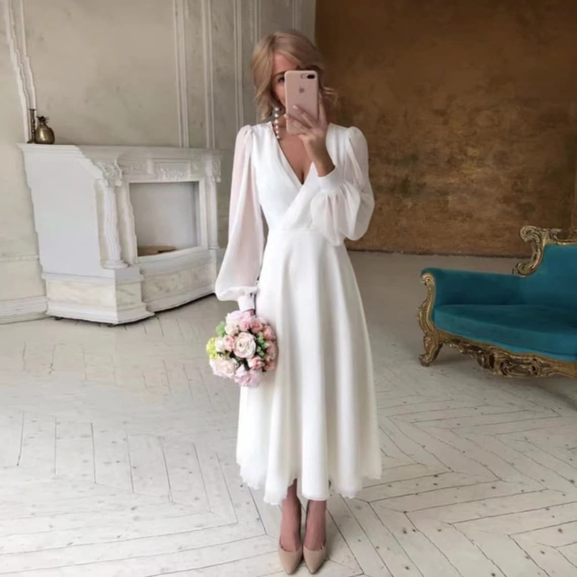 Travel photography light wedding dress 2026 summer new long-sleeved super fairy simple French white evening dress temperament dress