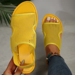 Korean Style New Flat Breathable Mesh Sandals Women Cross-border Large Size Beach Sandals Wish Stock