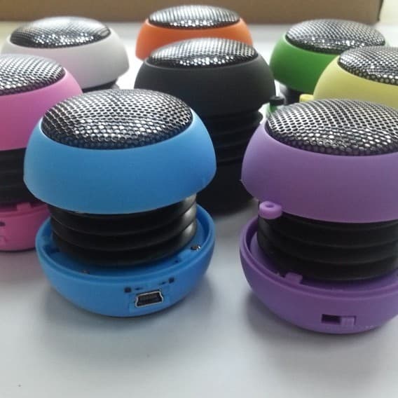 Cross-Border E-commerce Amazon Mini Retractable Iron Mesh DC3.5 Audio Interface USB Charging Hamburger Speaker