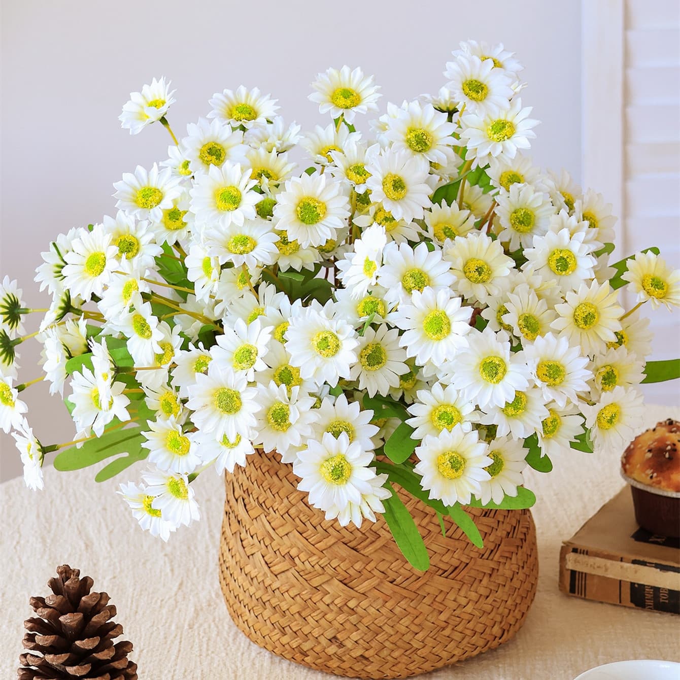 Artificial Chamomile Daisy Pastoral Small Daisy Fake Flower Dining Table Fresh African Daisy Silk Flower Soft Decoration Artificial Flower