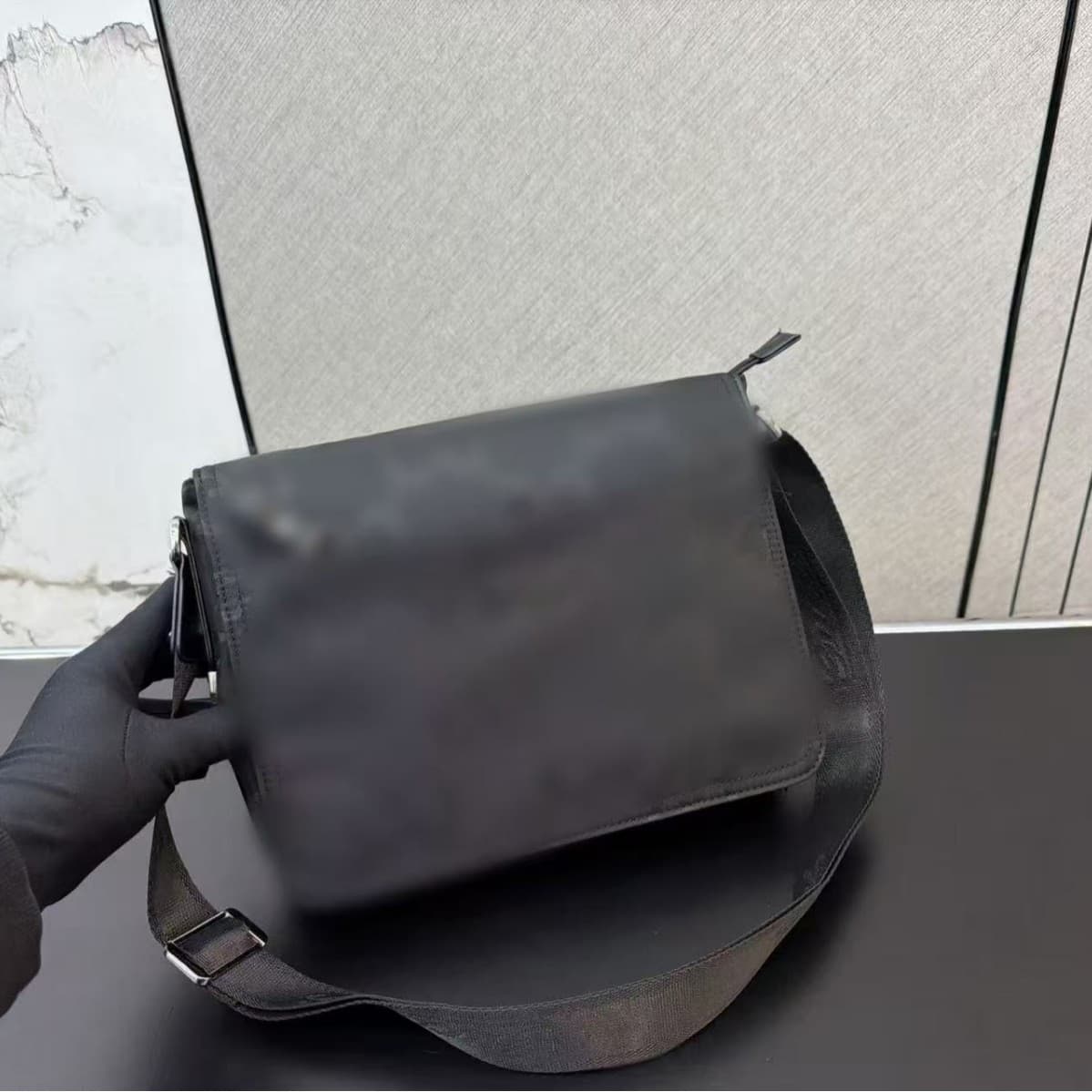 Gucci canvas flip bag foreign trade European and American retro men's messenger bag computer shoulder crossbody bag 3164