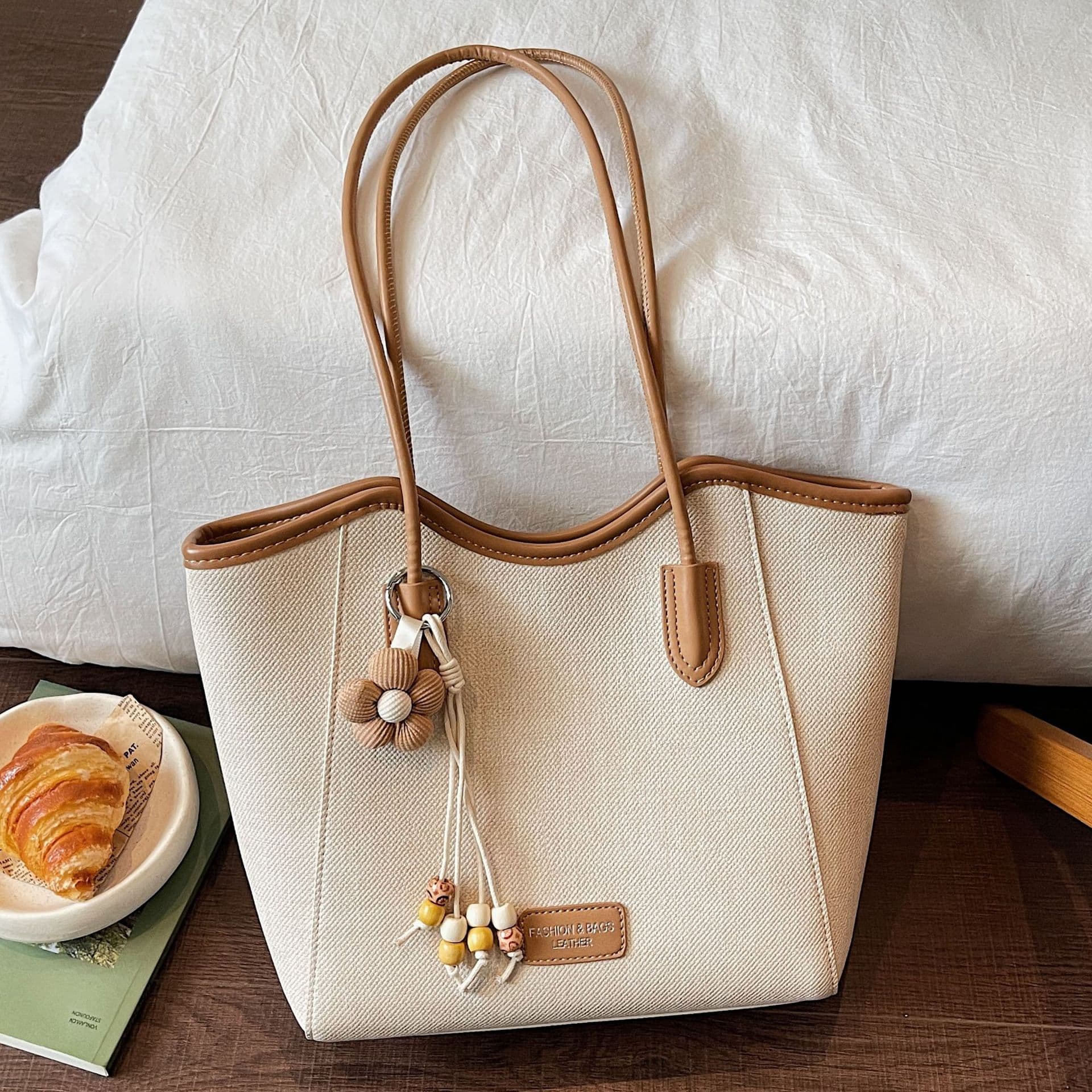 Cross-border work and commuting armpit bag women's 2026 new retro fashion fashion high-end shoulder tote bag