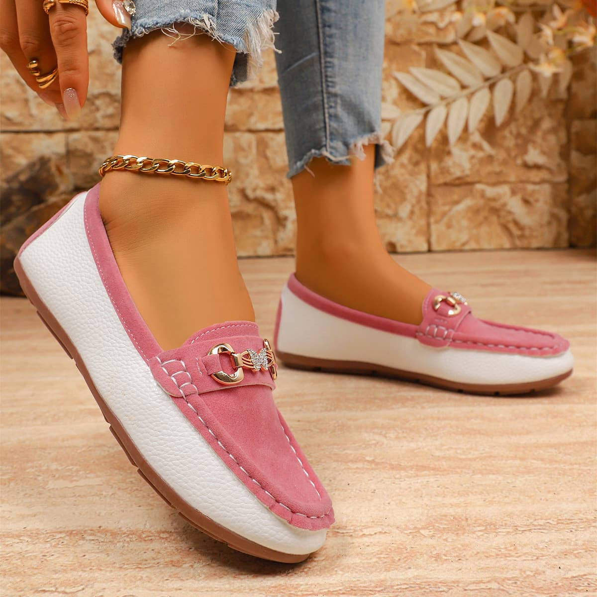 Oversized Flat Loafers Women 2026 New Spring/Autumn One-Step Slip-On Versatile Soft Sole Shallow Mouth Casual Shoes Cross-border