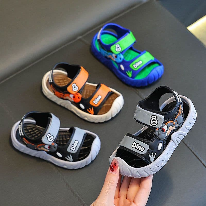 New Style Boys' Sandals for Summer, Korean Style Cartoon Soft-Soled Outdoor Sandals with Velcro, Children's Non-Slip Beach Shoes for Boys