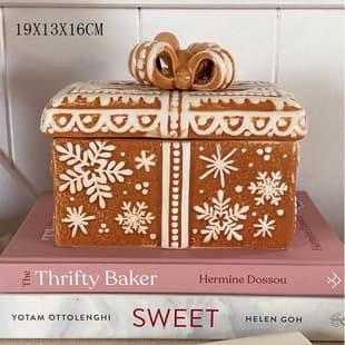 Ceramic Biscuit House New European American Christmas Style Cookie Storage Box Chocolate Box Coffee Ceramic Box Lid