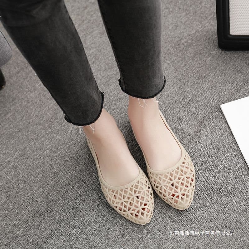 Summer Women's Plastic Sandals, Jelly Shoes, Flat Non-Slip Versatile Wedge Hollow Nurse Shoes, Non-Slip Beach Shoes