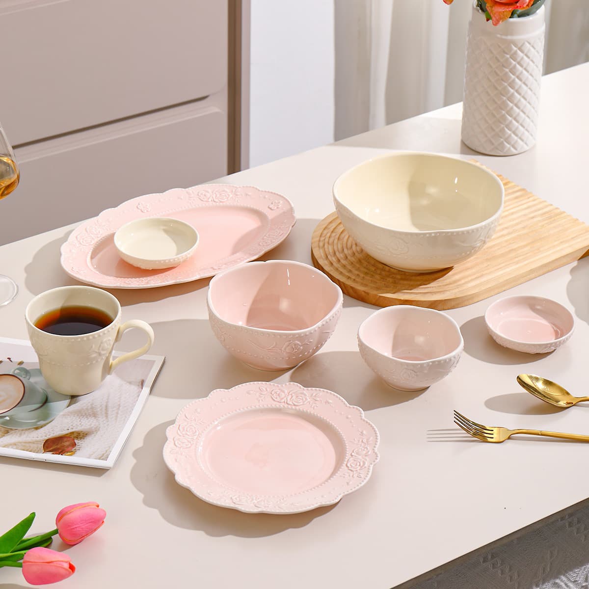 New Rose Embossed Bowl and Plate Set Rice Bowl Home 2025 New High-End French Style Bowls and Dinner Plates