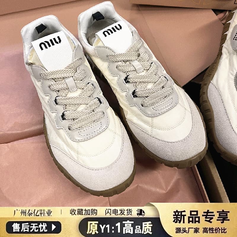 2025 New Lace-Up Tire Sneakers Casual Shoes Miu German Training Shoes Four-Season Trendy White Shoes Agam Shoes