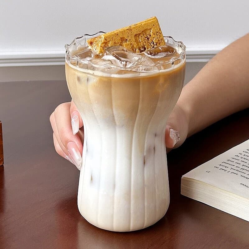 Niche ins coffee shop high temperature resistant mushroom head vertical pattern glass cup meteorite latte coffee cup juice cold drink cup