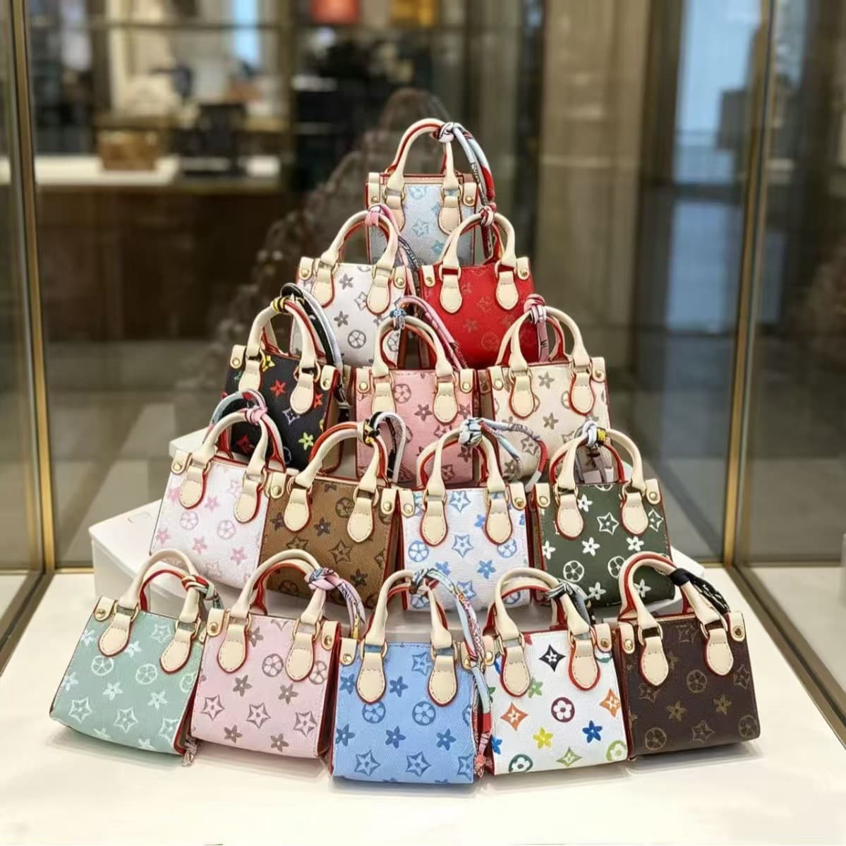 2026 Tote Bag Mini Key Bag Various Bag Pendants Headphone Bag Car Pendant Bag Coin Purse