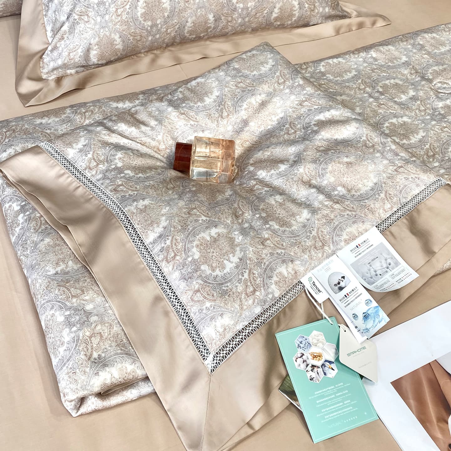 Summer Silky Cool Tencel Quilt Set, Lightweight Machine Washable Thin Blanket, Lyocell Summer Air Conditioning Quilt