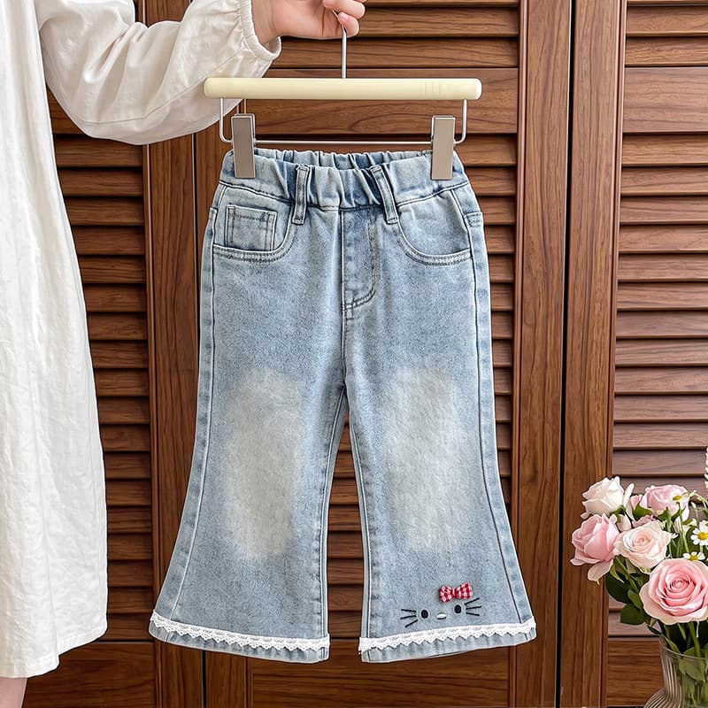 Children's Flared Pants Girl's Jeans 2026 Spring/Autumn Korean Style Casual Trousers Baby Girl Autumn Pants