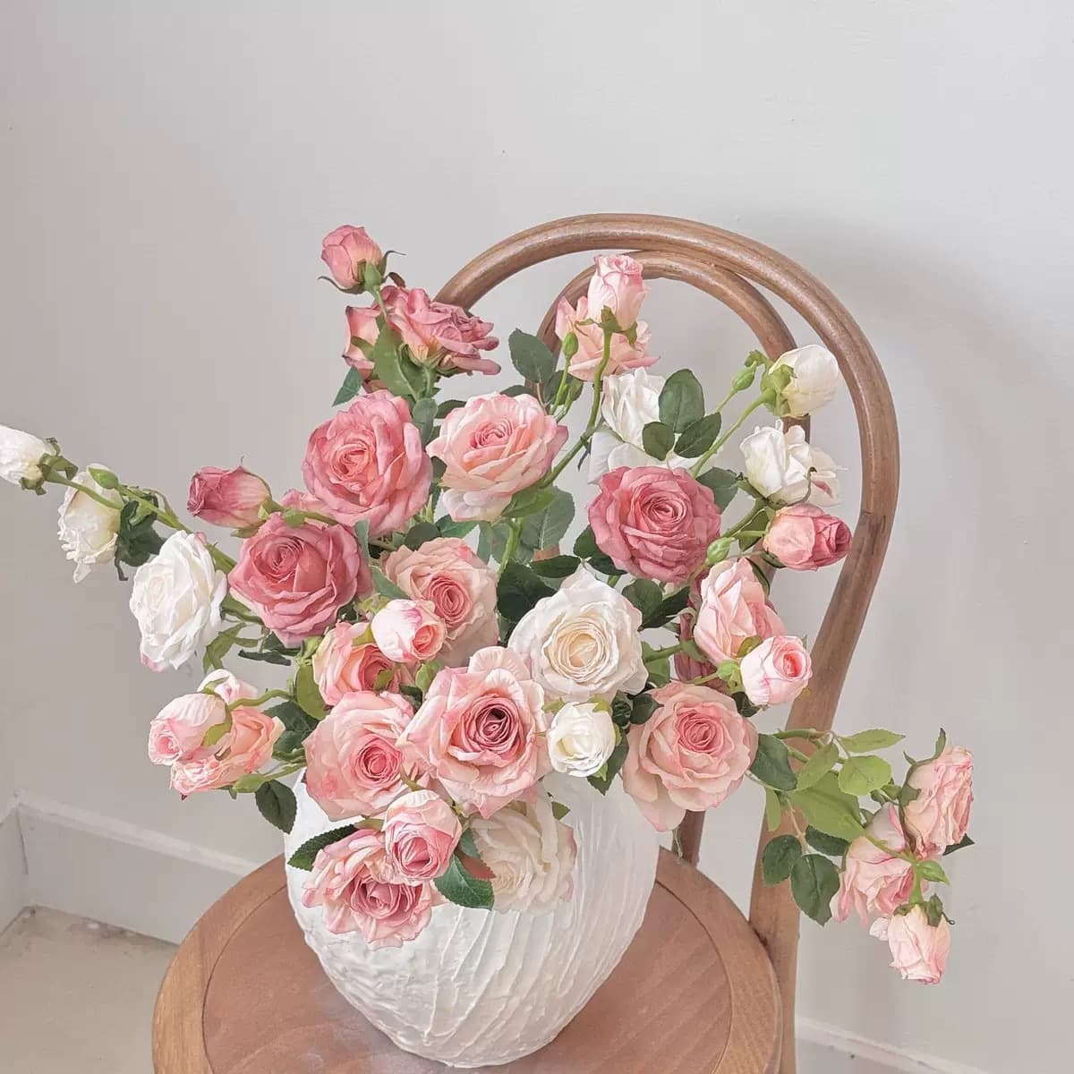Vintage Silk Flower Burnt Edge Rose Artificial Flower High-End Living Room Dining Table Decoration Fake Flower Arrangement Photo Prop Wholesale