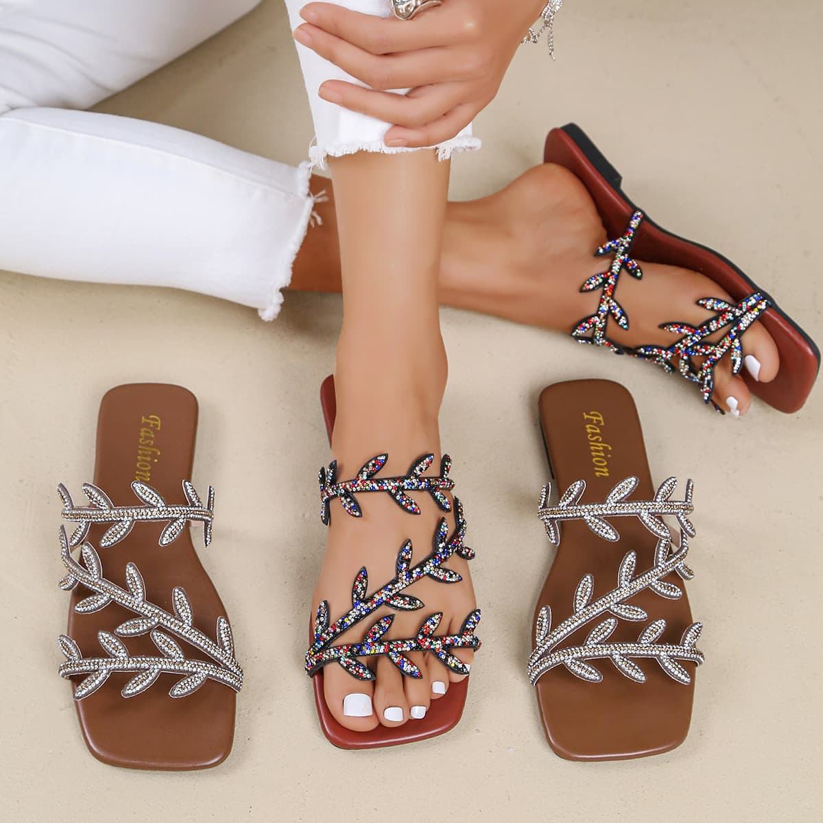 Fashion Rhinestone Flat Sandals Women 2026 Summer New European American Style One-Band Beach Slippers Luxury Plus Size Slippers