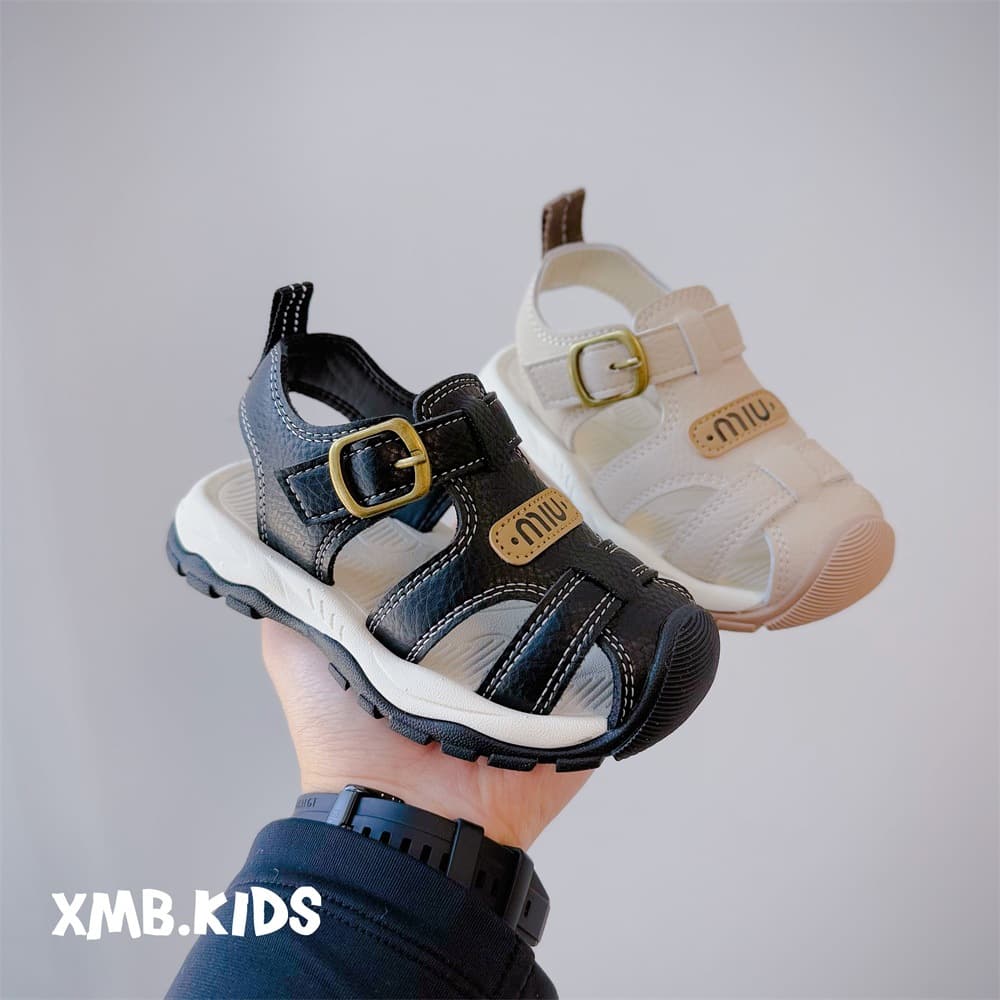 2026 Summer New Children's Shoes, Boys' Closed-Toe Anti-Kick Beach Shoes, Korean Simple Versatile Girls' Beach Sandals