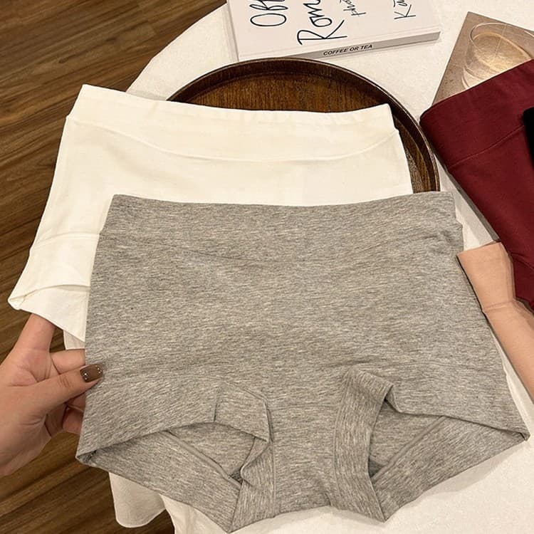 Factory direct sales of women's boxer briefs, pure cotton, antibacterial crotch, best-selling style, women's four-corner, mid-high waist, plus size, tummy control, hip support.
