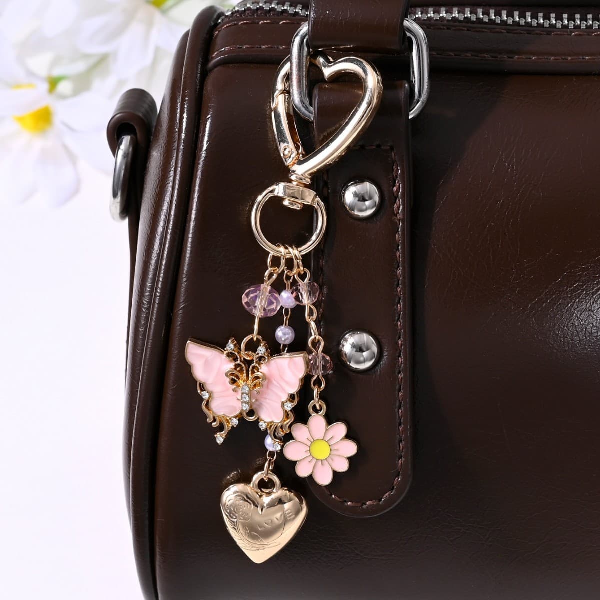 Butterfly Heart Daisy Pendant Beaded Keychain Cross-Border Hot-Selling Sweet and Delicate Bag Accessories Car Hanging Ornament