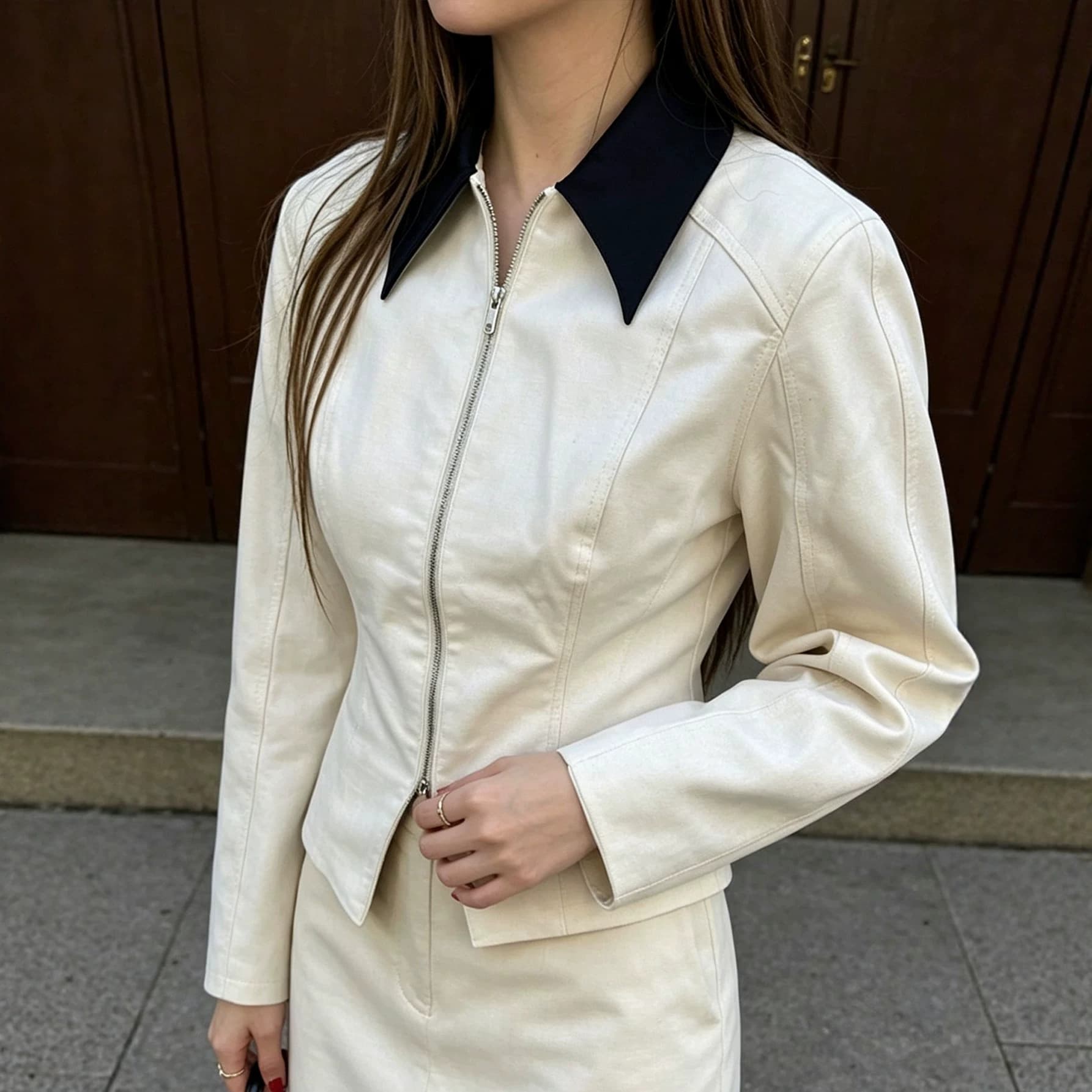 Women's Slim Short Jacket European and American Style Zippered Long Sleeve Fashion Commuting Jacket