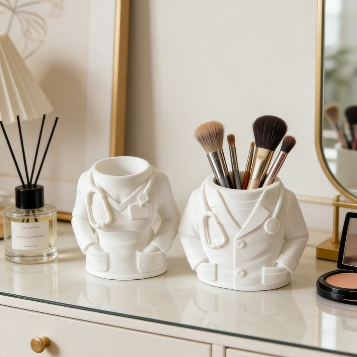 Amazon Best-Selling Desktop Doctor Pen Holder Desk Organizer Decoration
